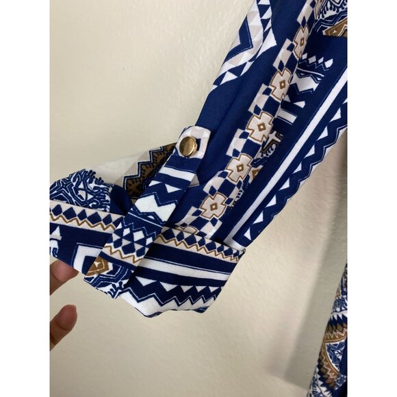 SOLD💙Cocomo Top Women Size Large Blue White Geometric Blouse Stretch 3/4 Sleeves - Picture 11 of 16
